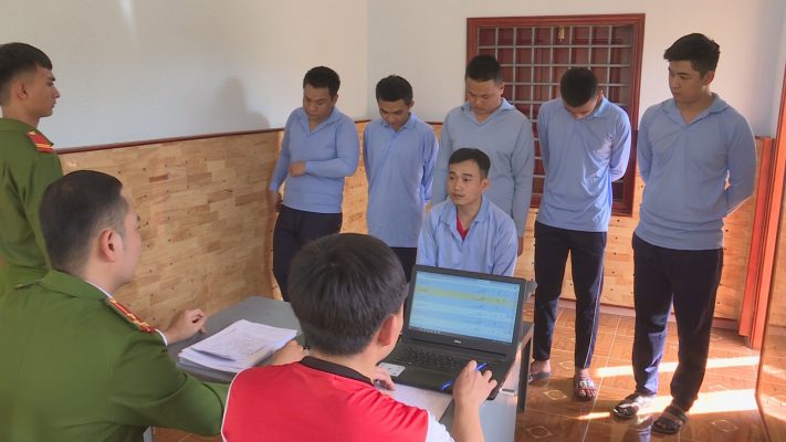 Đắk Lắk: Triệt phá đường dây cá độ bóng đá hơn 10 tỷ đồng